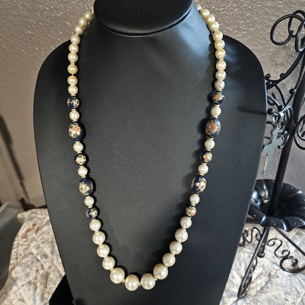 Vintage Cloisonne beaded and Faux Pearl Necklace